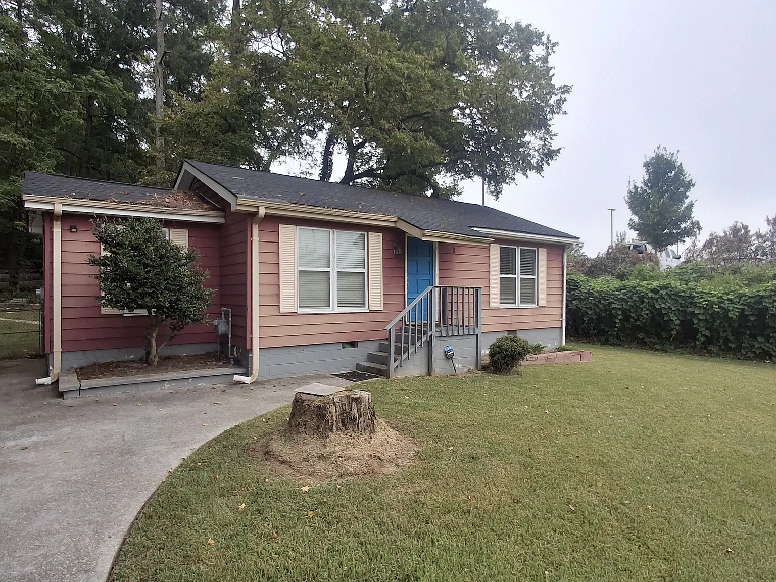 2 bed, 983 sqft, $1,600 — Photo 1