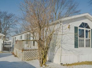 11800 Sunview St, Lakeview, OH 43331