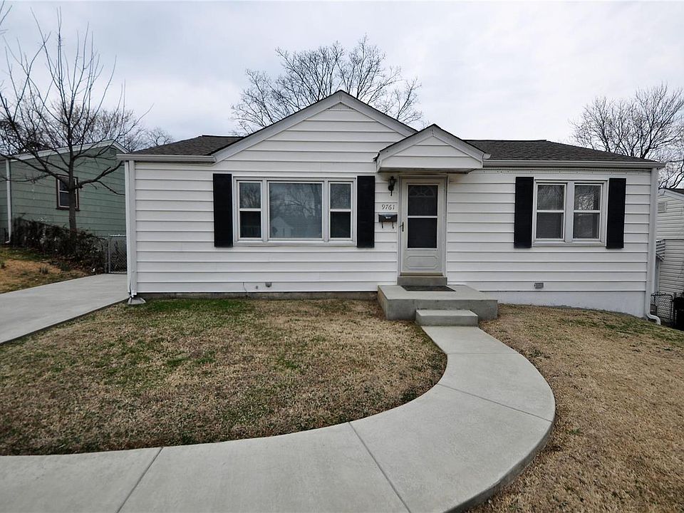 1st image of 9761 Royalton Ct