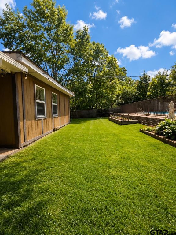 1704 Eastwood St, Longview, TX - View 5