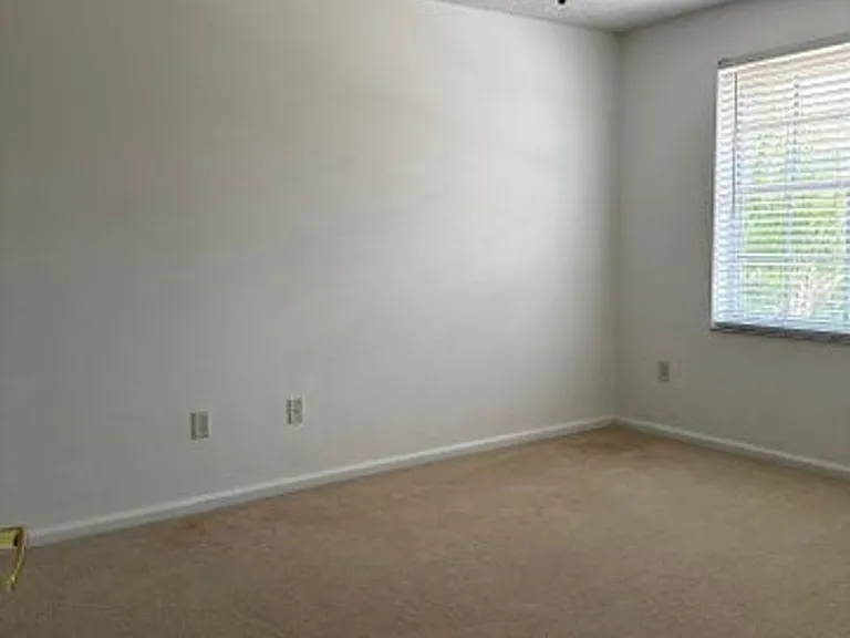 9754 Scribner Ln — Photo 6