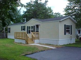 18 Melrose Dr, Rochester, NH 03867