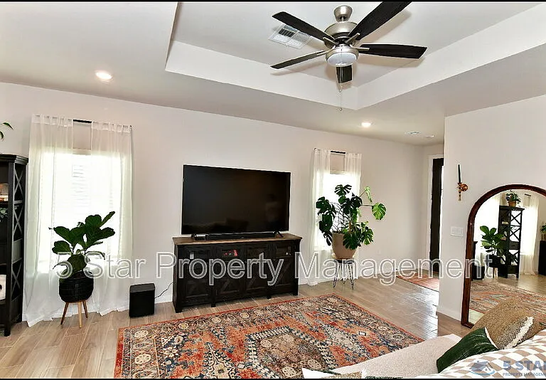 15237 Ambition Ave — Photo 9