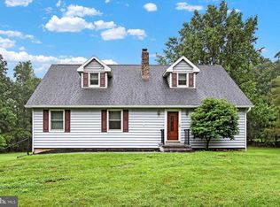 1170 Goldenville Rd, Gettysburg, PA 17325