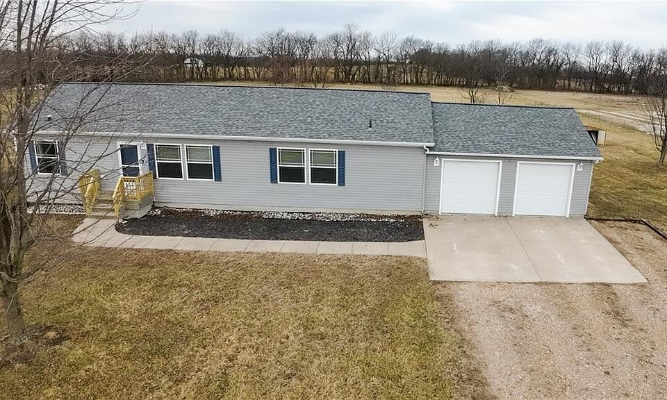 1st image of 526 NW 1421st Rd