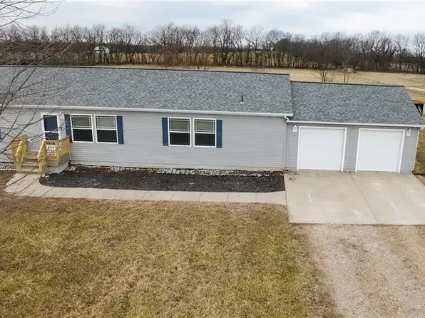 526 NW 1421st Rd, Holden, MO 64040