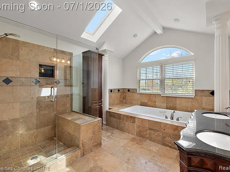 2209 Windemere Rd — Photo 24