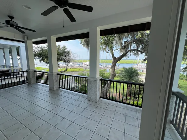 100 Factory Creek Ct, Beaufort, SC 29907