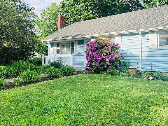 5th image of 20 Patricia Ln