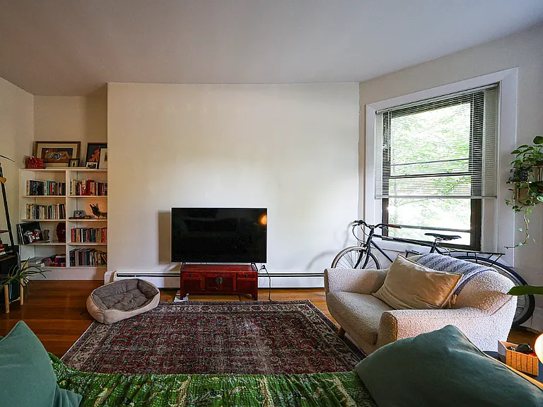 1726 Beacon St #1 — Photo 11