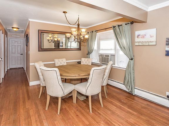 4th image of 16433 98th St