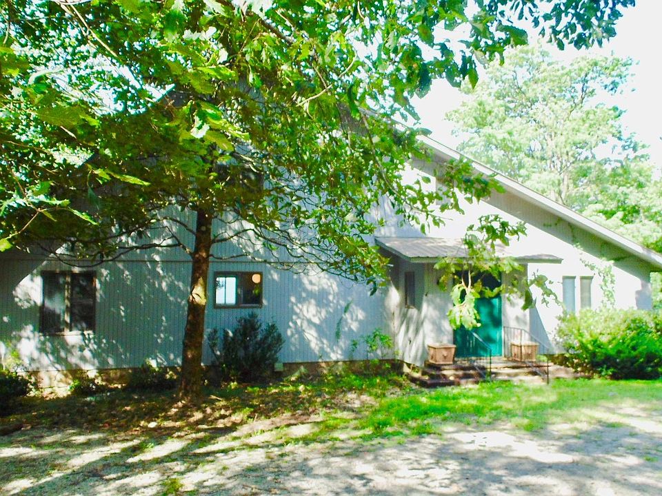 1st image of 733 Montvue Dr