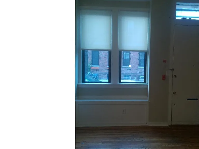 411 S 11th St #3 — Photo 4