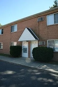 Cramer Hill Apartments — Photo 8