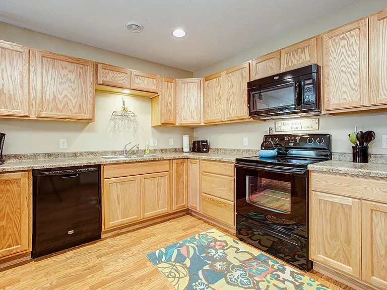 231 Butterworth St #2 — Photo 1