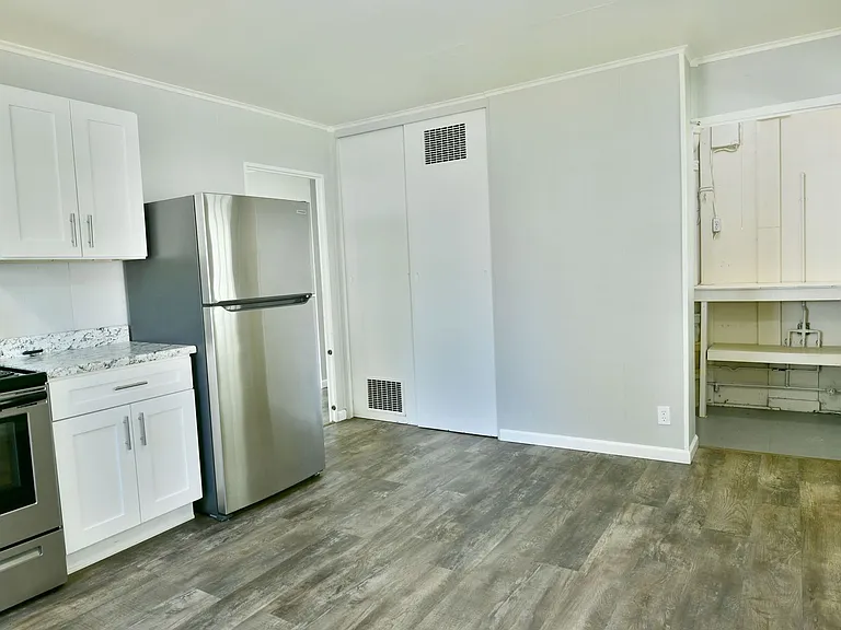 2344 Clearview Dr — Photo 11