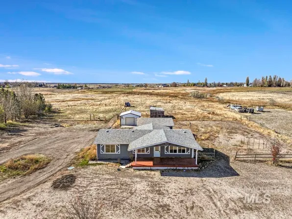 399 N 150 E, Shoshone, ID 83352