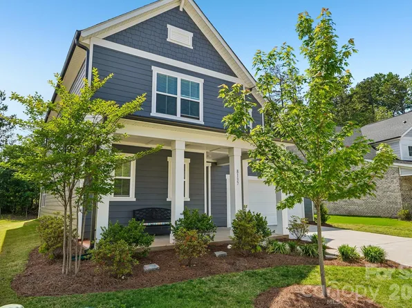 8137 Franklin Trail St, Charlotte, NC 28227