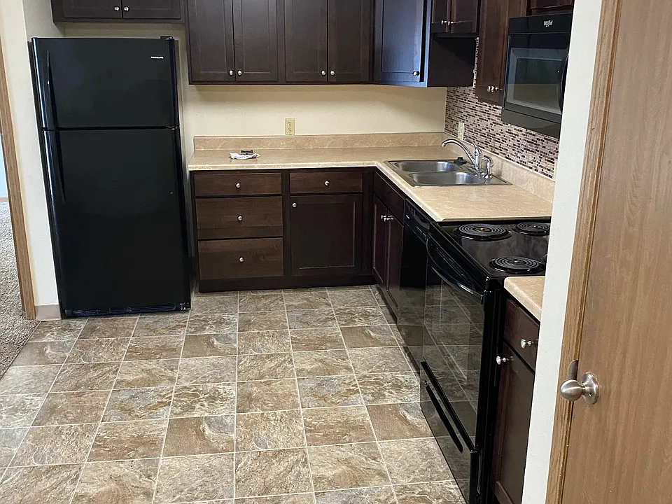 4370 Maricopa Dr #208