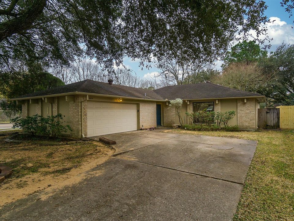 1st image of 2825 Meadow Creek Ct