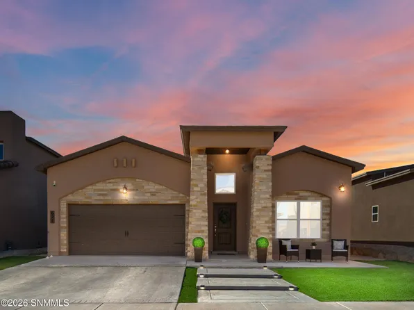 621 La Entrada Cir, Sunland Park, NM 88063