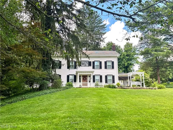 2782 Logan Way, Youngstown, OH 44505