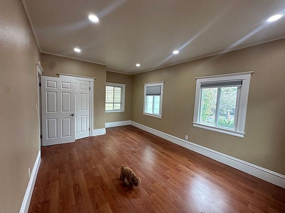 2nd image of 475 W Macarthur Blvd #477