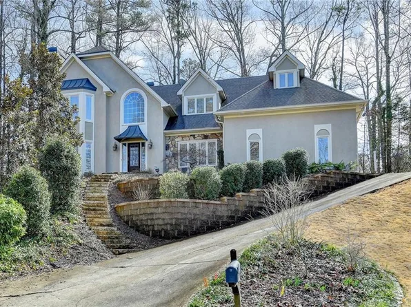 976 Forest Pond Cir, Marietta, GA 30068