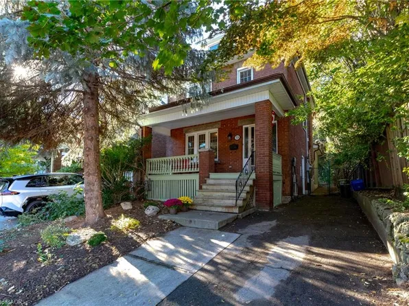33 South St, Hamilton, ON L8P 2W2