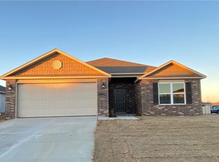 1640 King Rd, Centerton, AR 72719