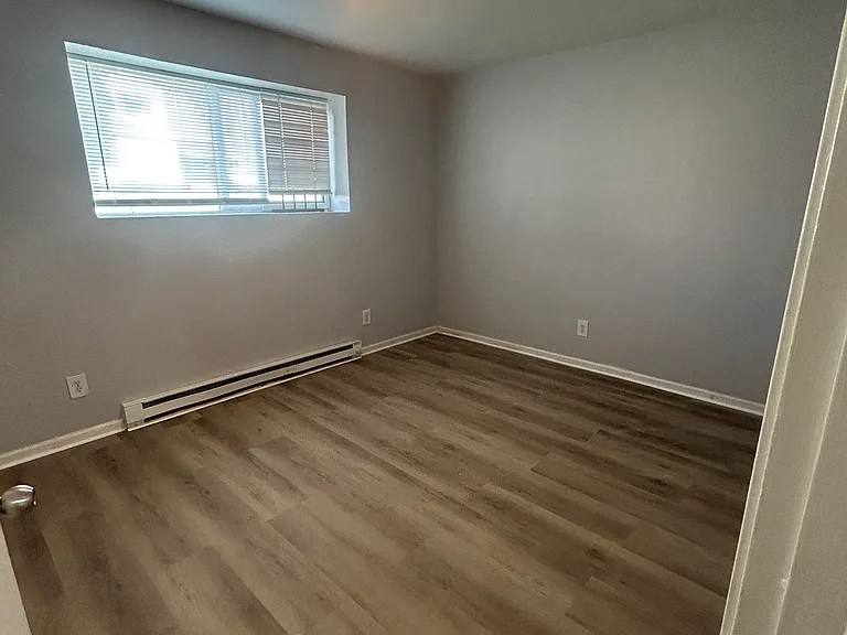 14520 Milverton Rd #202 — Photo 11