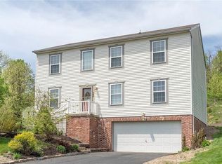 906 Princeton Dr, Mc Donald, PA 15057