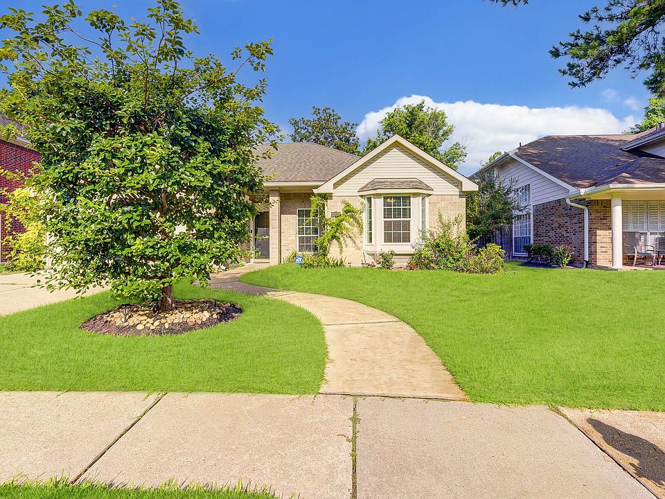 1st image of 3227 Barkers Forest Ln