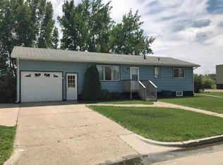 1002 15th St SE, Devils Lake, ND 58301