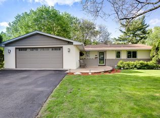 4940 Golden Valley Rd, Golden Valley, MN 55422