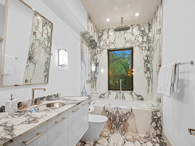 3240 N Flagler Dr — Photo 35