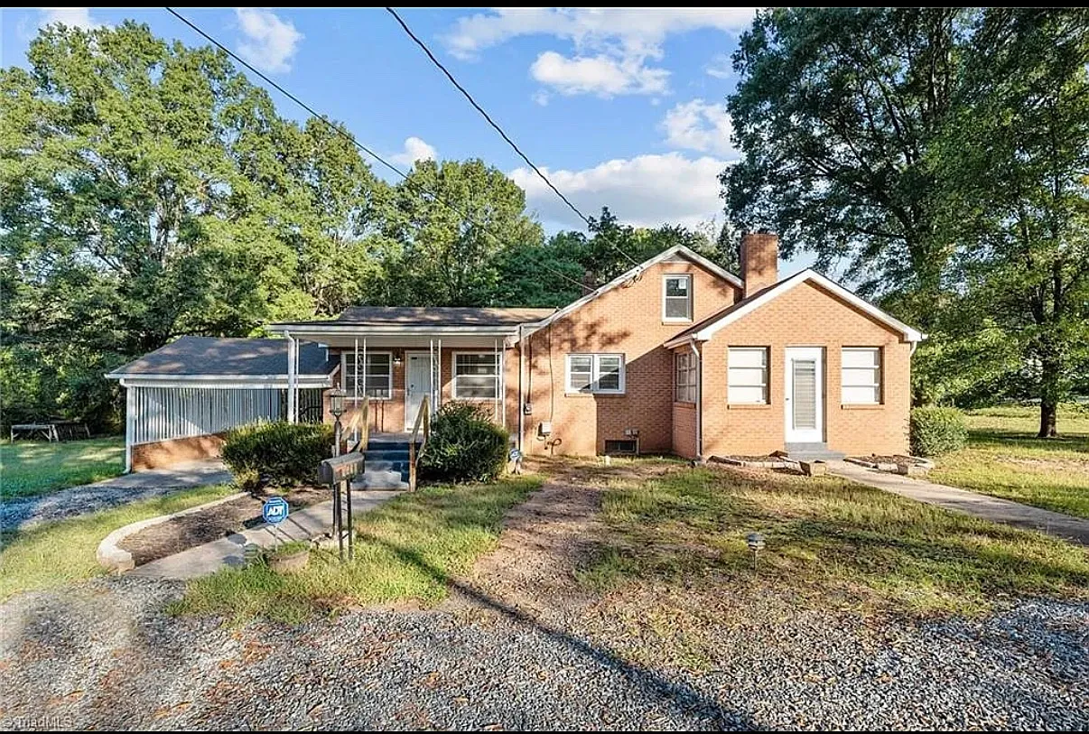 2462 Harrington Hwy — Photo 3