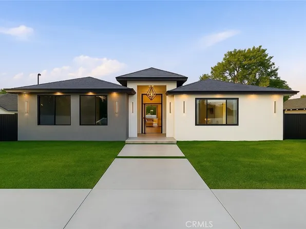 23227 Burbank Blvd, Woodland Hills, CA 91367