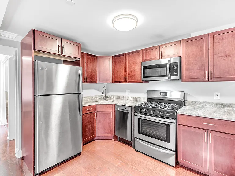 602 S 2nd St #1 — Photo 1