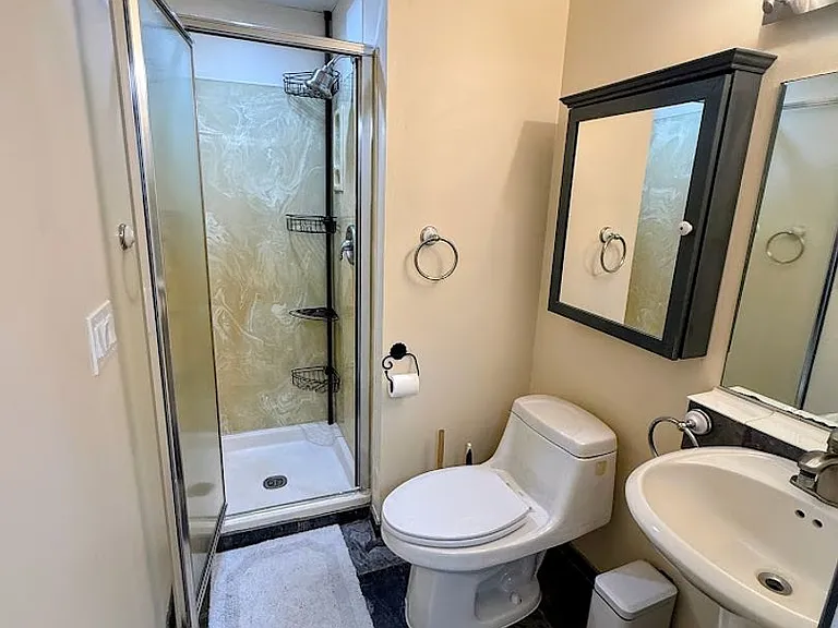5405 Cherokee Ave NW — Photo 17