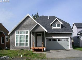 1366 10th Ave, Seaside, OR 97138