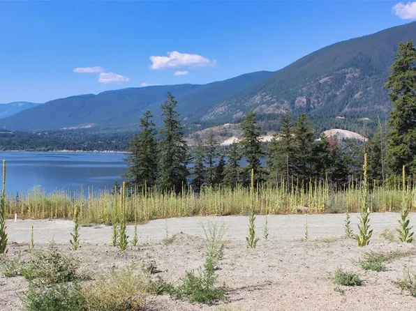 3648 Braelyn Rd #7, Columbia Shuswap, BC V0E 2X1