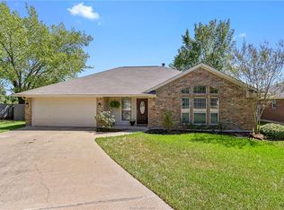 1506 Richland Ct N, College Station, TX 77845