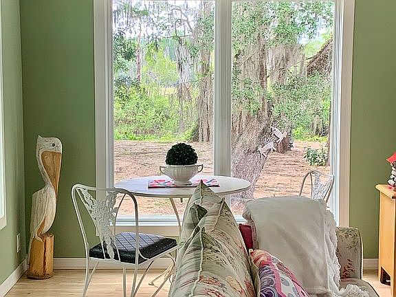 4th image of 3115 N Wheaton Pt