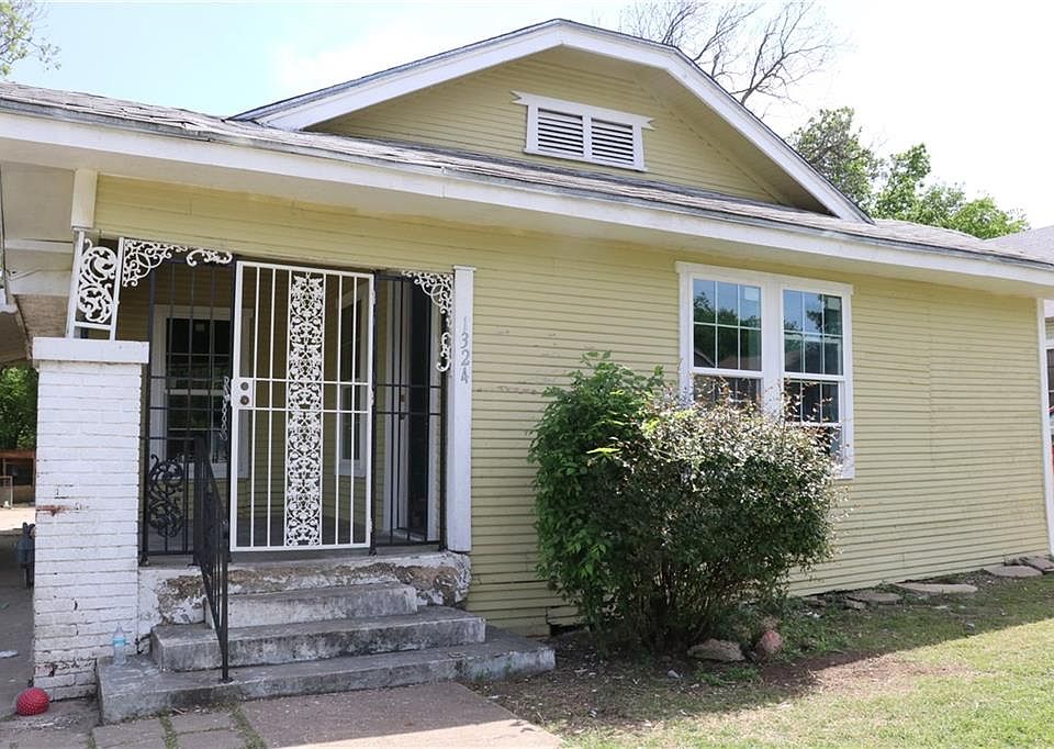 1st image of 1324 E Maddox Ave