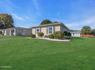 5 Bow Dr, Brick, NJ 08723