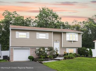 1178 Dell St, Toms River, NJ