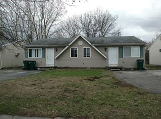 810 Armstrong Rd, Lansing, MI 48911