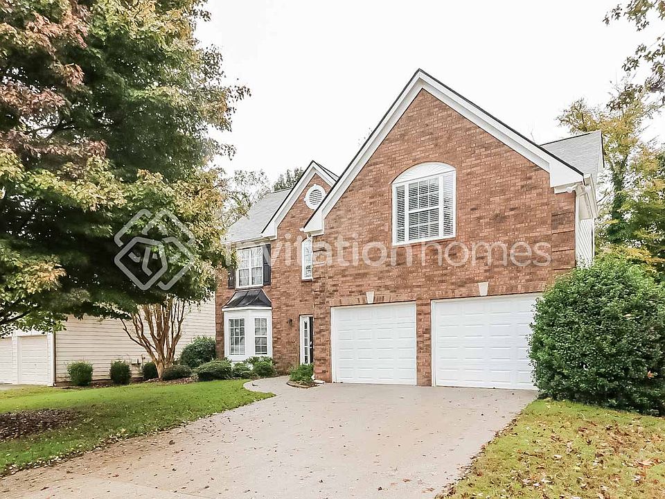 1st image of 3618 Bancroft Main NW