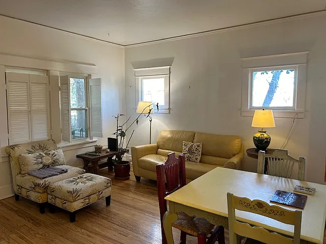 1232 Dean Pl — Photo 6